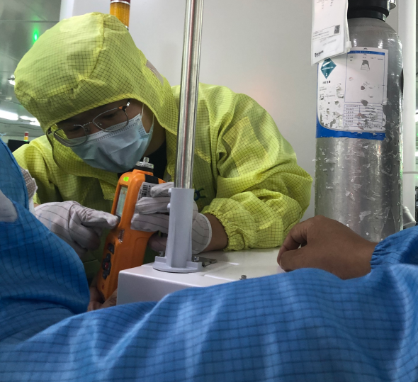 逸云天微小流量气体检测：科技护航大学实验安全新篇章